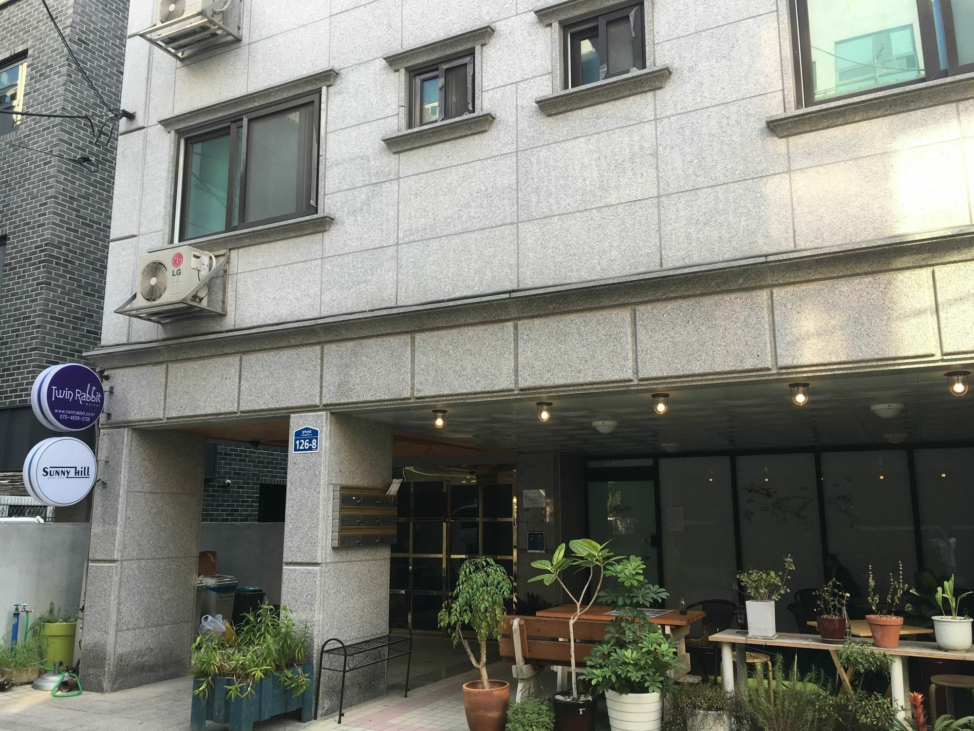 Sunnyhill Guesthouse Hongdae Seul Exterior foto